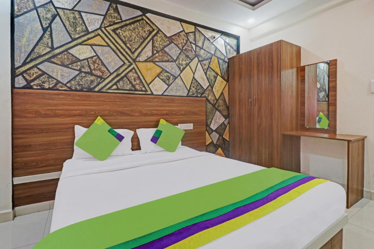 Itsy By Treebo - Royal Comfort Hotel Bangalore Bagian luar foto